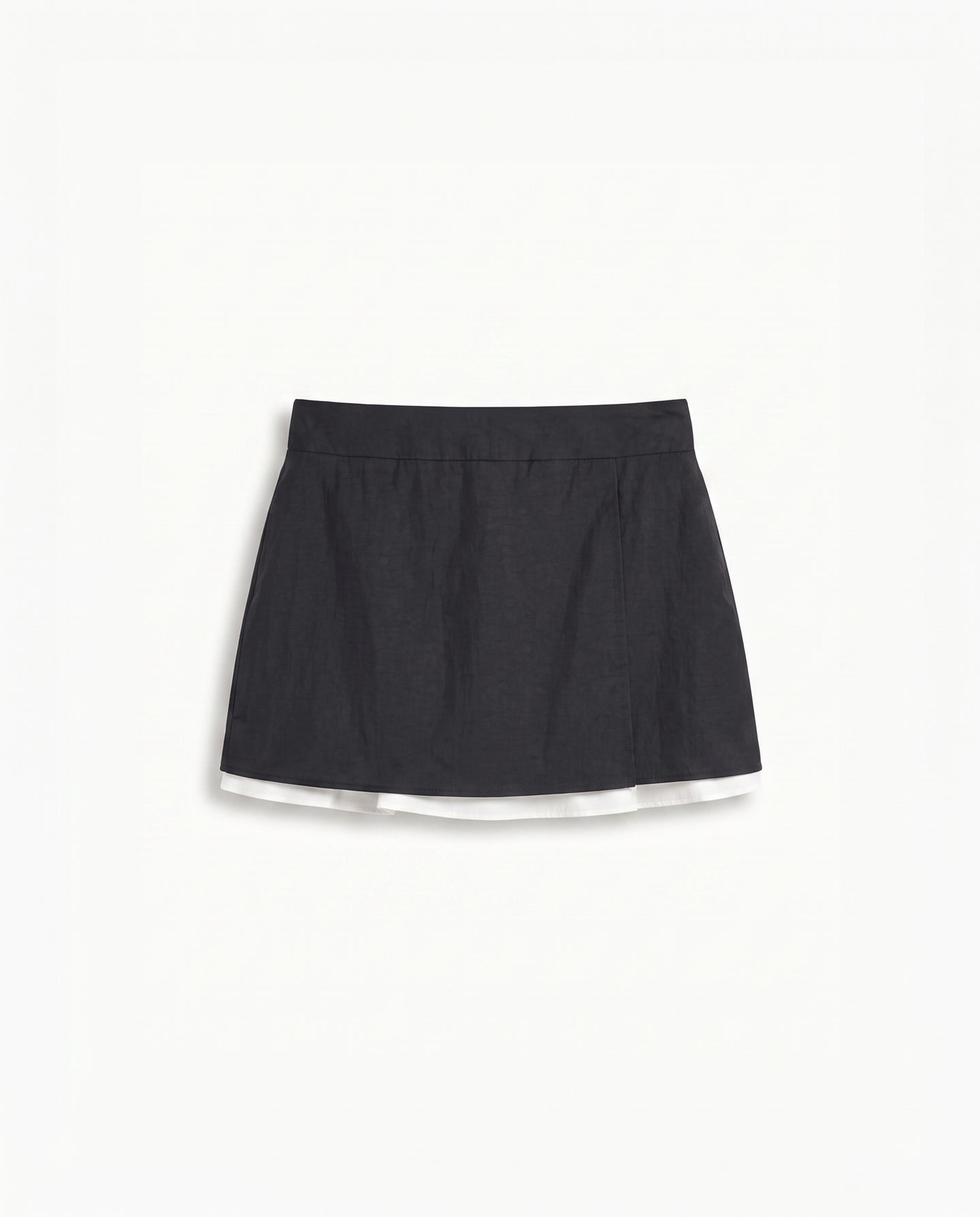 color : Black | role: still