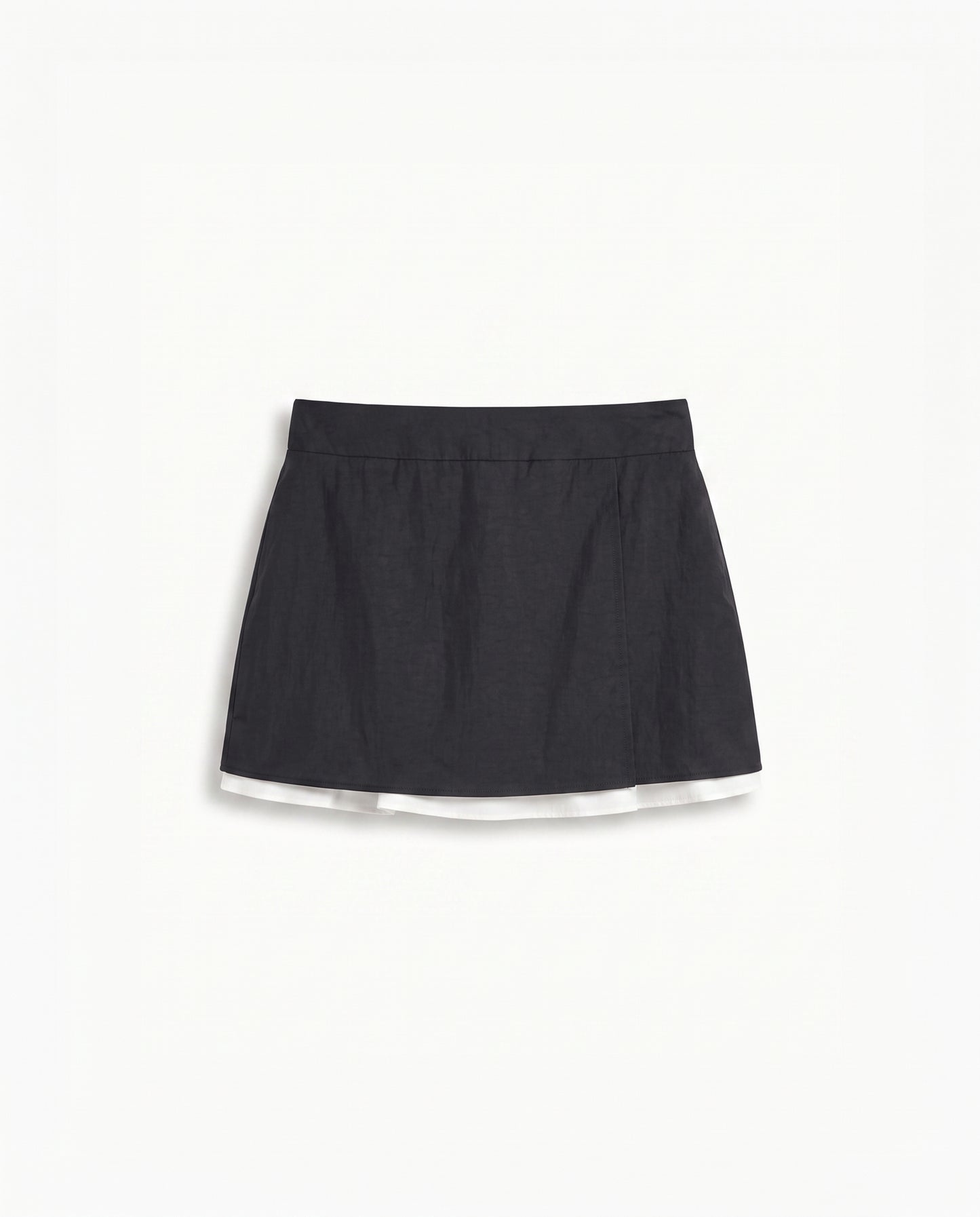 color : Black