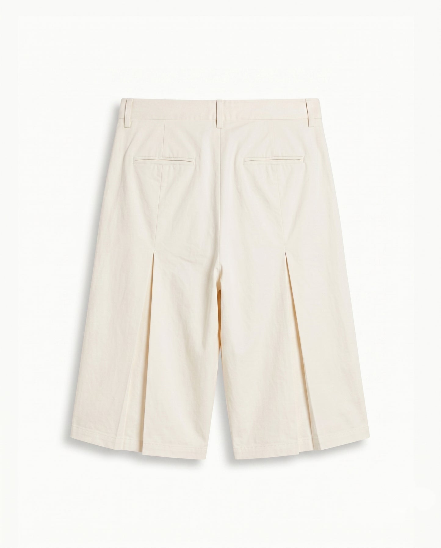 color : off-white