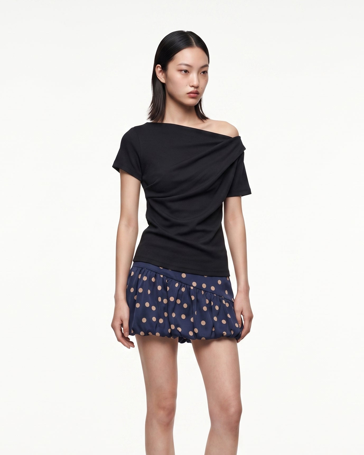 color : Black