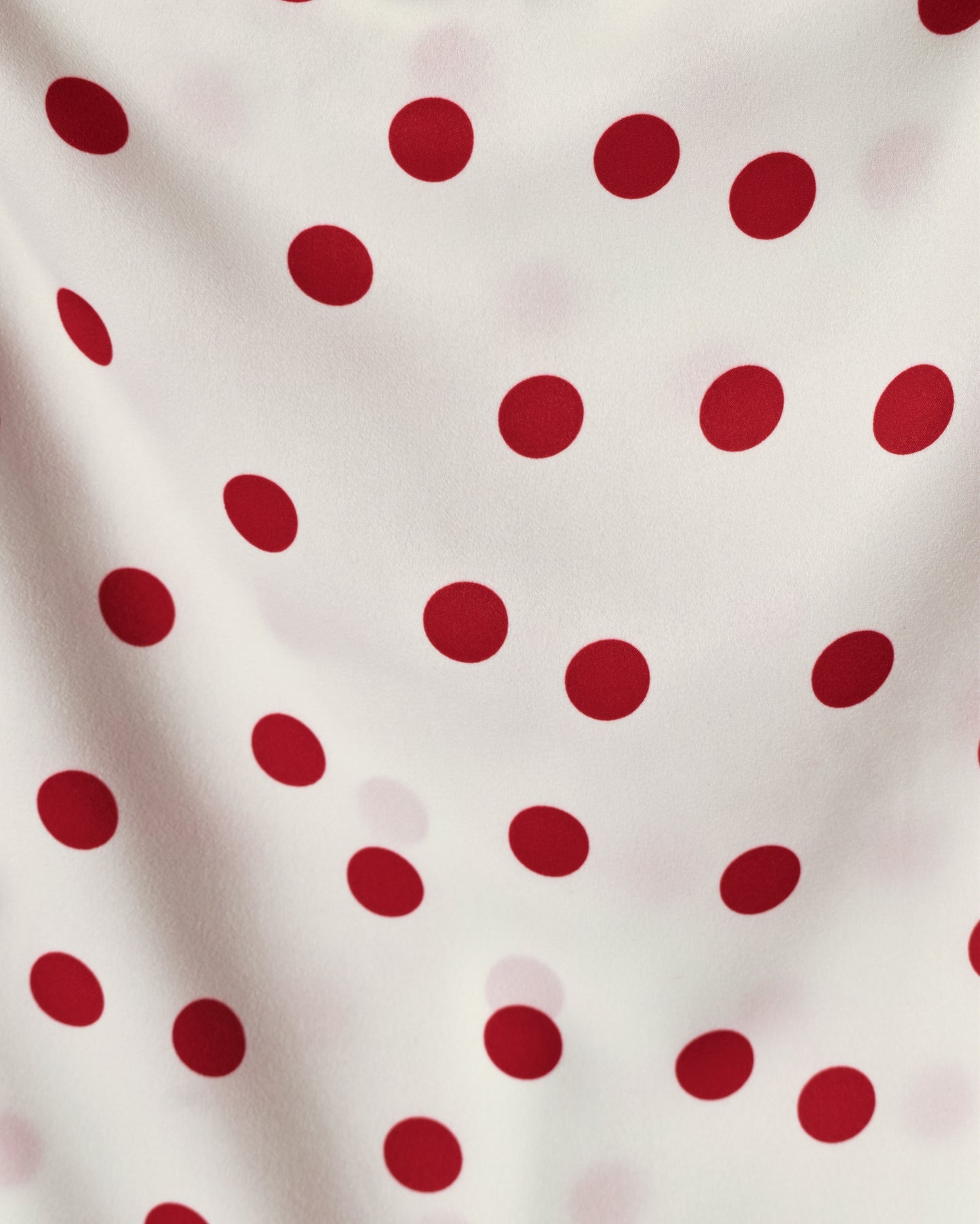 color : White / Red