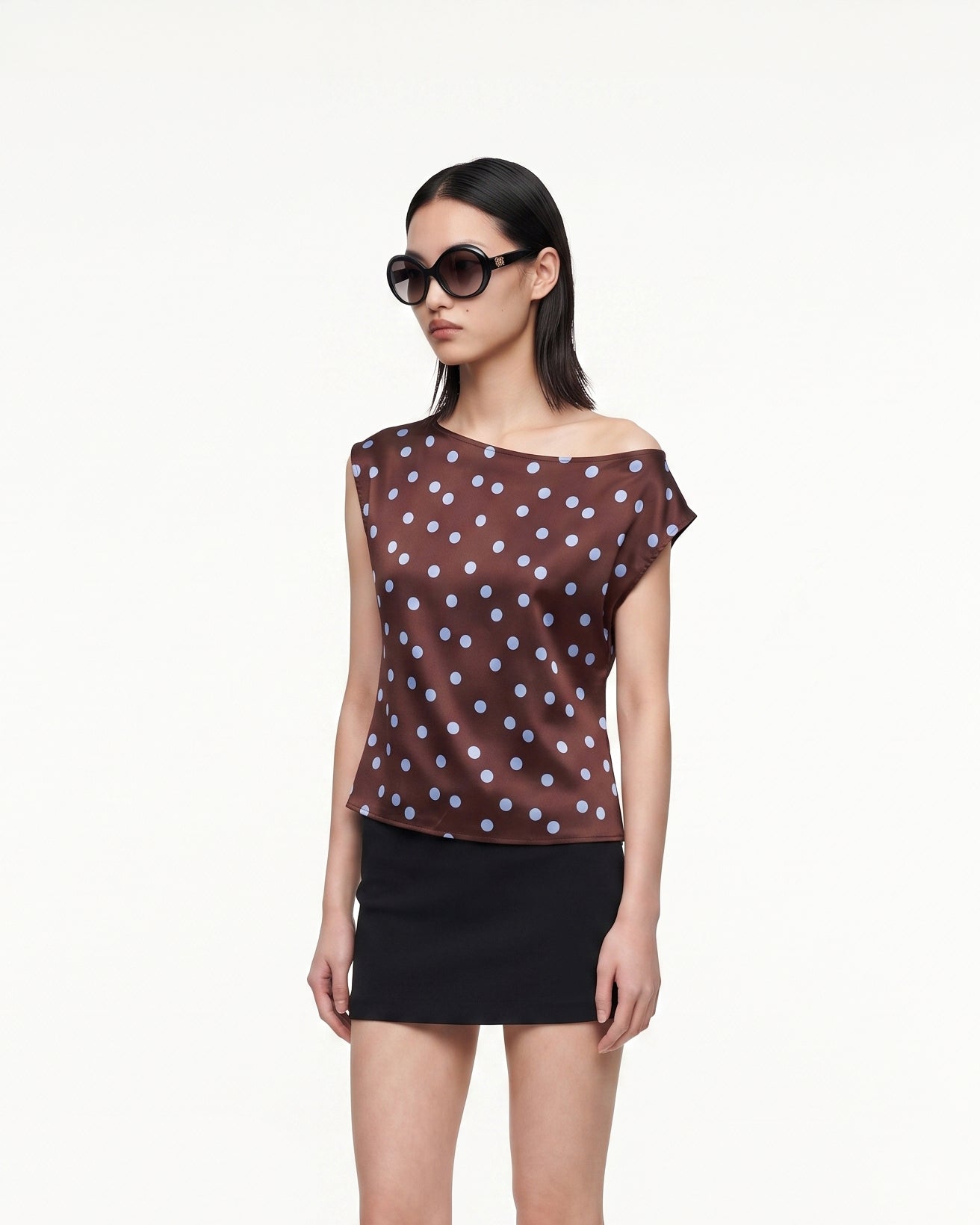 color : Brown / Light Blue