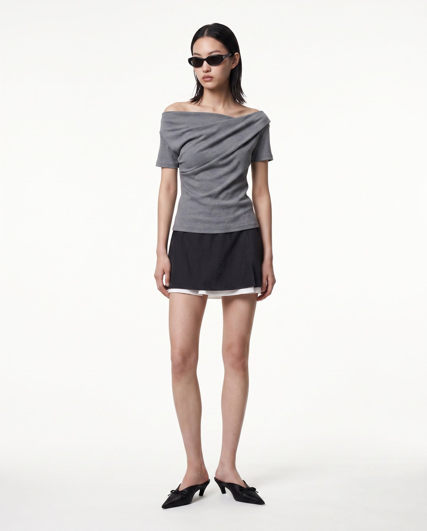 color : Gray
