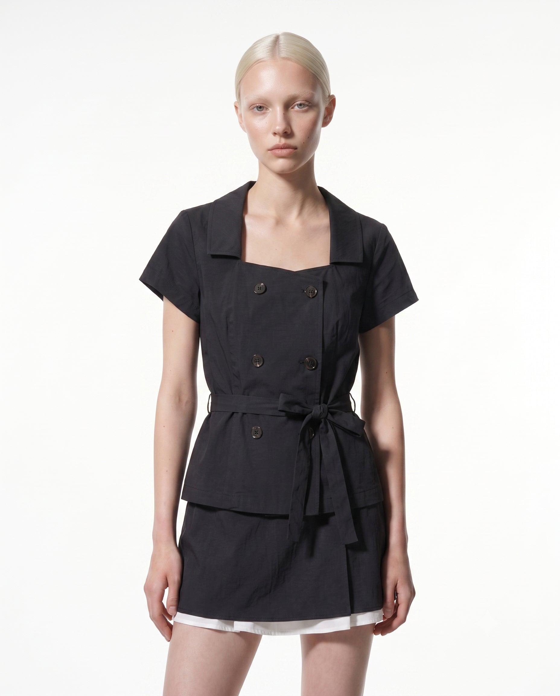 color : black